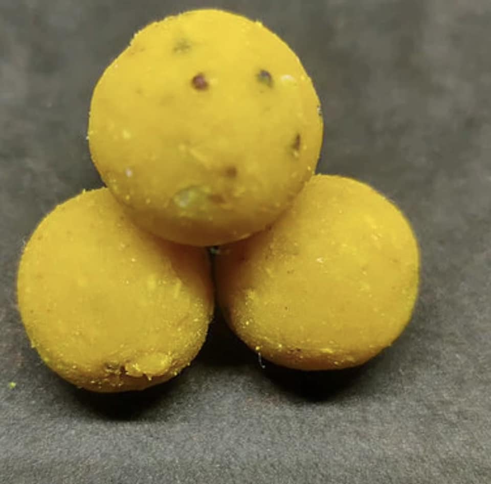 Alpha Boilies (Sweet Old School Mulberry) TorBaits