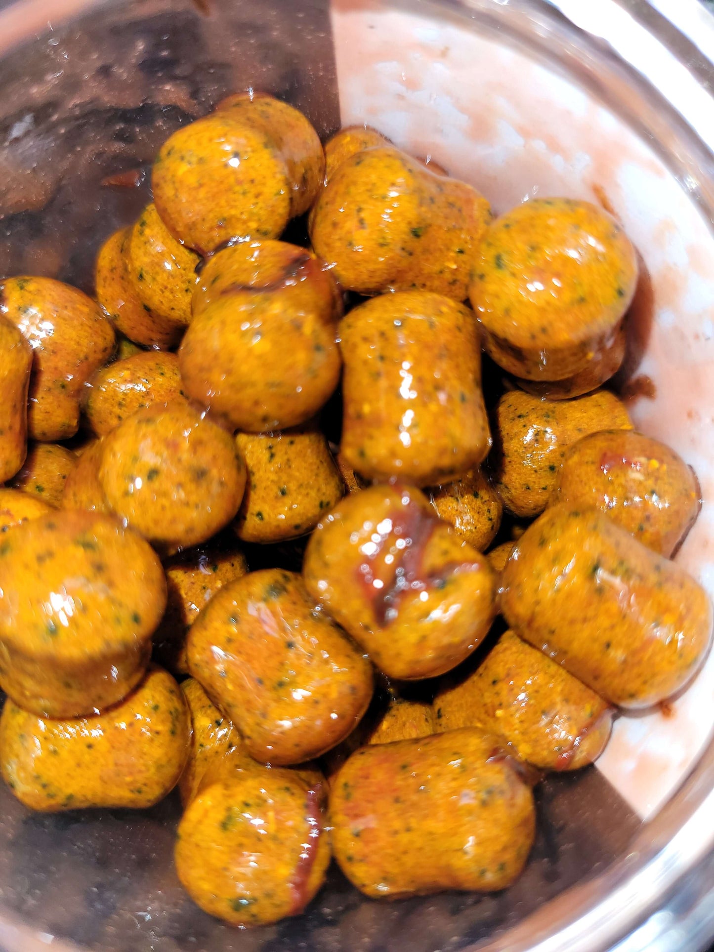 a pot of bloodworm flavoured slimeball wafters